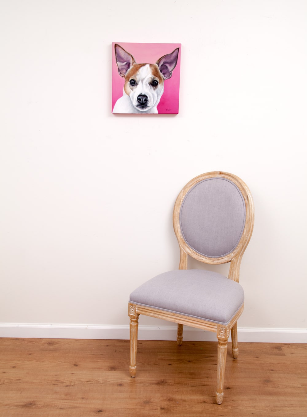 IMG_4813_1000 Custom dog portrait of a jack russell and chihuahua dog by fine arts painter Erica Eriksdotter, with chair