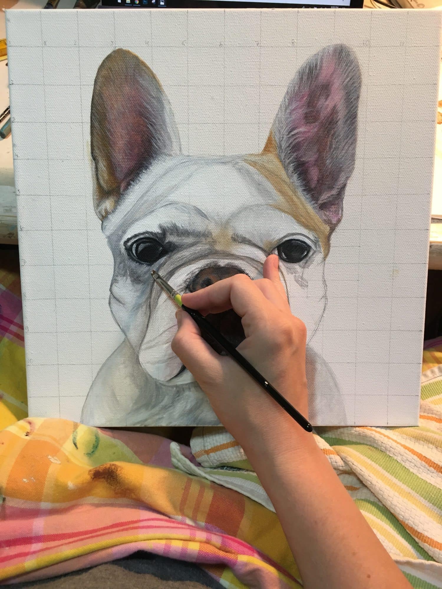 98D88CF5-4D03-4B31-BD49-58BA1727C403 Erica Eriksdotter paints an original painting of a french bulldog